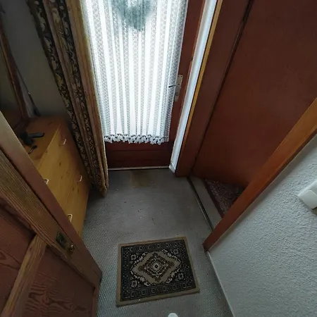 Gemuetlicher Ruhiger Auf Der Frechener Fussgaenger Zone شقة