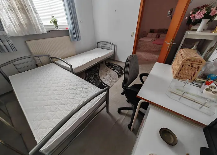 דירה Gemuetlicher Ruhiger Auf Der Frechener Fussgaenger Zone