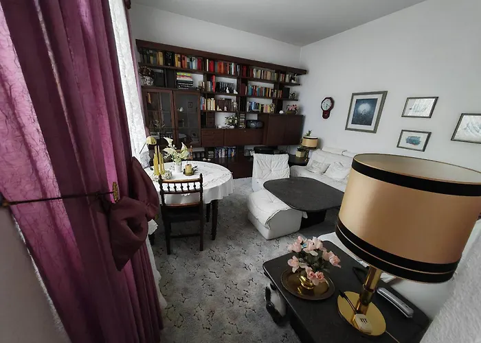 דירה Gemuetlicher Ruhiger Auf Der Frechener Fussgaenger Zone